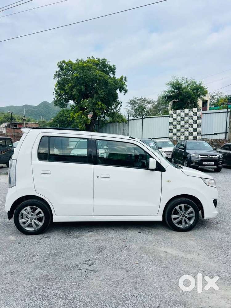 Maruti Suzuki Stingray Vxi, 2013, Petrol