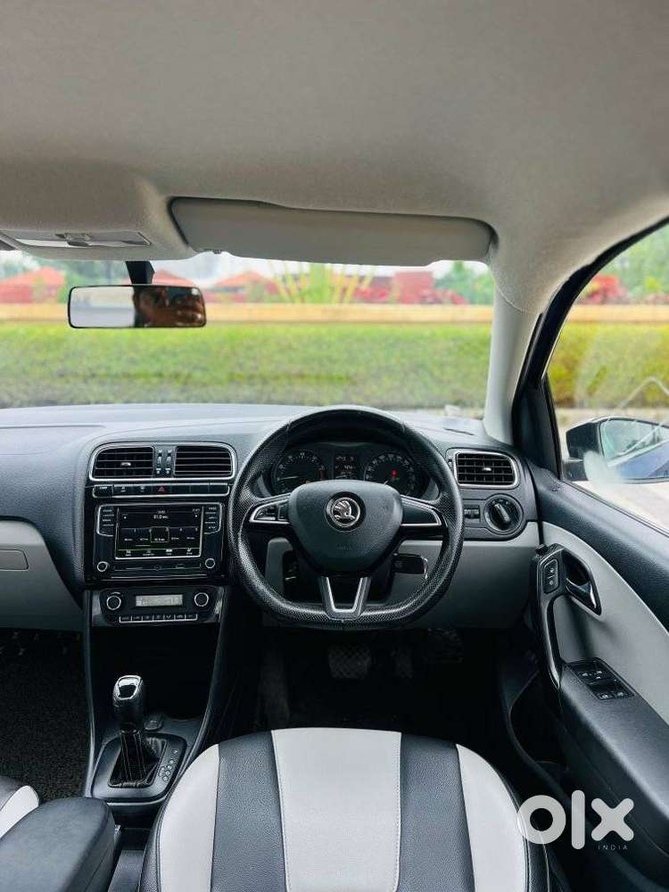 Skoda Rapid 1.0 Tsi Ambition, 2020, Petrol