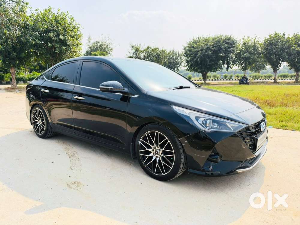 Hyundai Verna Petrol 2022 Sx Manual