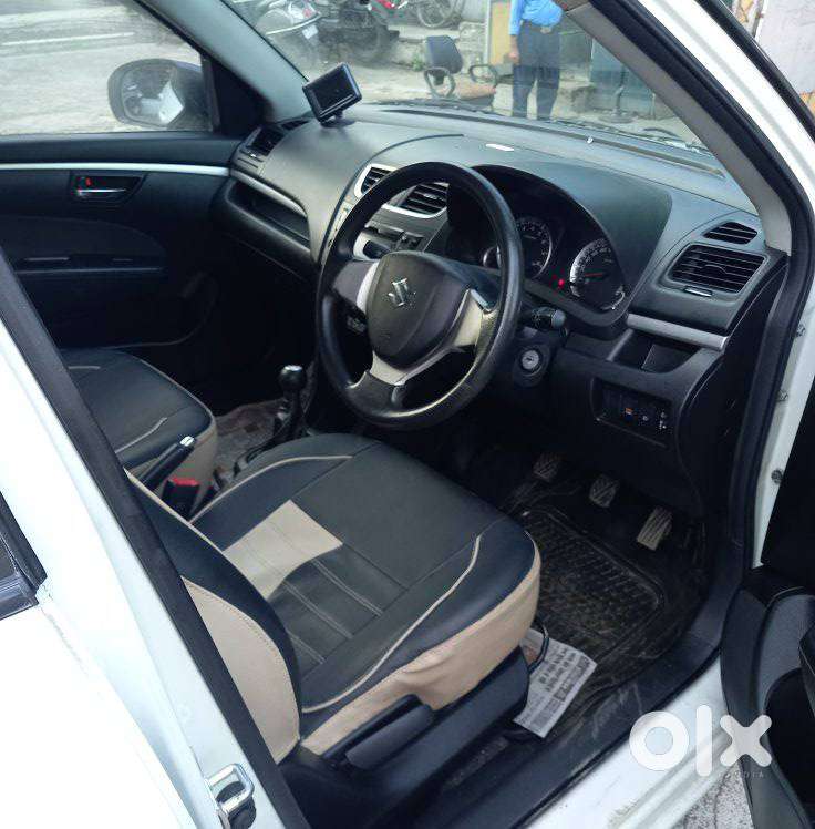 Maruti Suzuki Swift Vxi Optional, 2015, Petrol