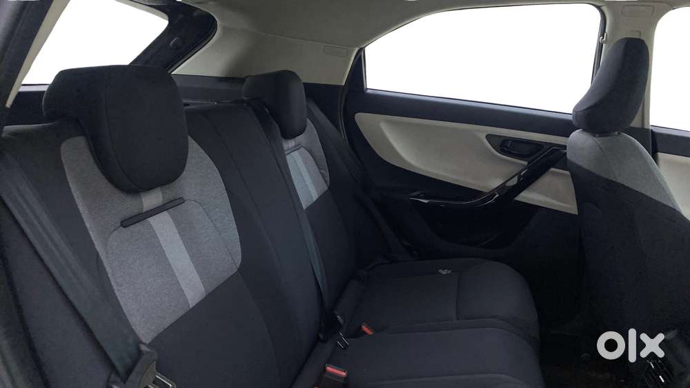 Tata Nexon Pure (s) 1.2 Petrol 6amt, 2024, Petrol