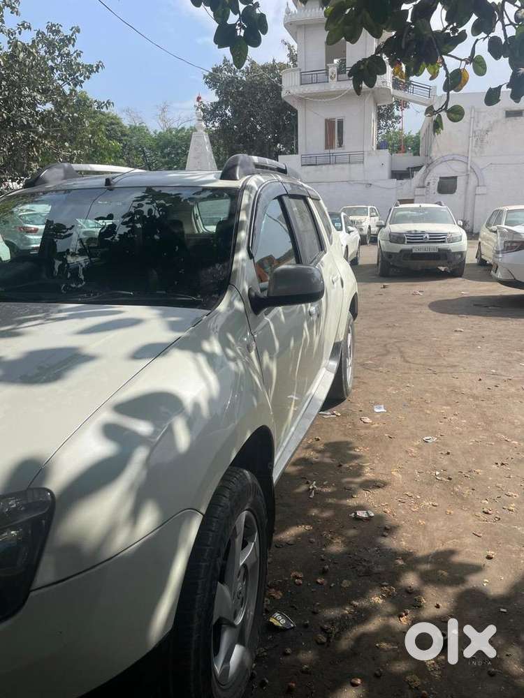 Renault Duster 2015 108000 Km Driven