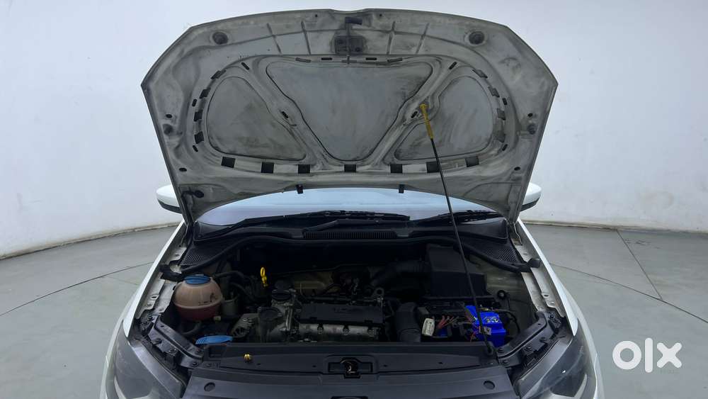 Volkswagen Polo Petrol Highline 1.2l, 2017, Petrol