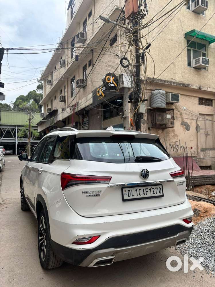 Mg Hector Plus 1.5 Sharp Turbo Cvt 6 Str, 2022, Petrol