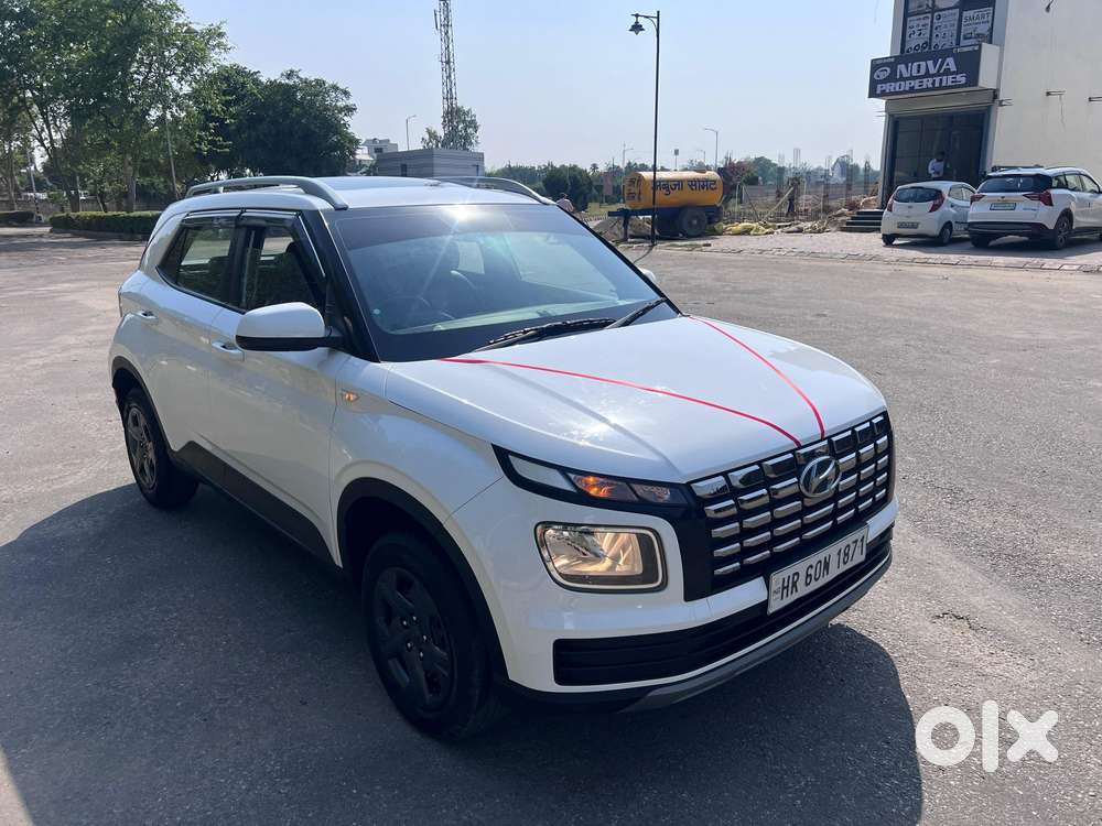Hyundai Venue, 2024, Petrol