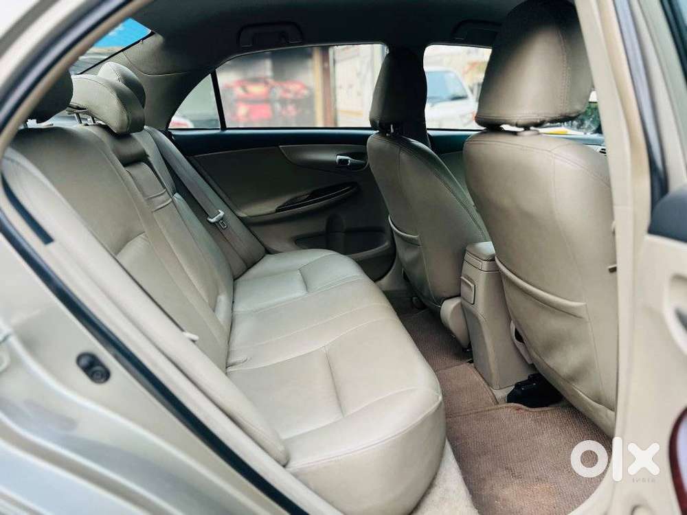 Toyota Corolla Altis G, 2013, Petrol