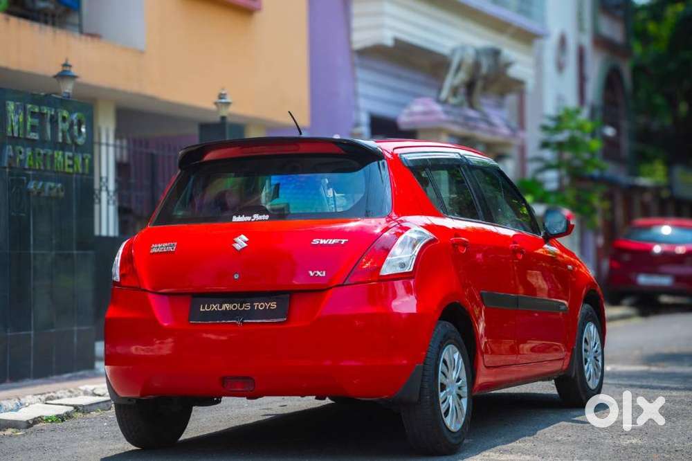 Maruti Suzuki Swift 1.2 Vxi (o), 2015, Petrol