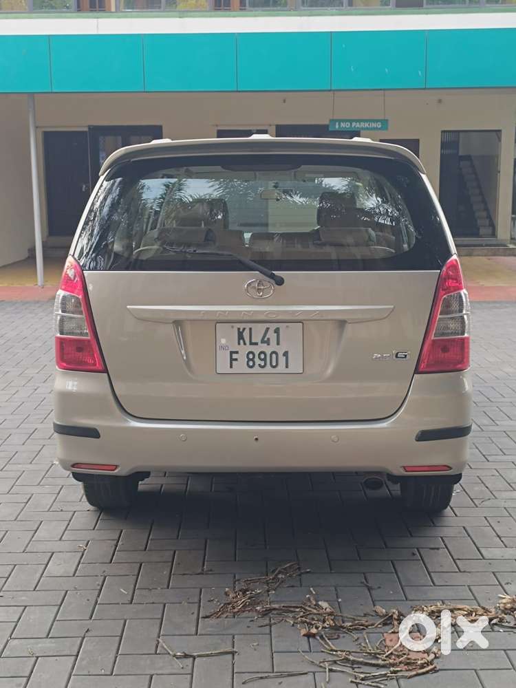 Toyota Innova 2.5 G (diesel) 8 Seater, 2012, Diesel