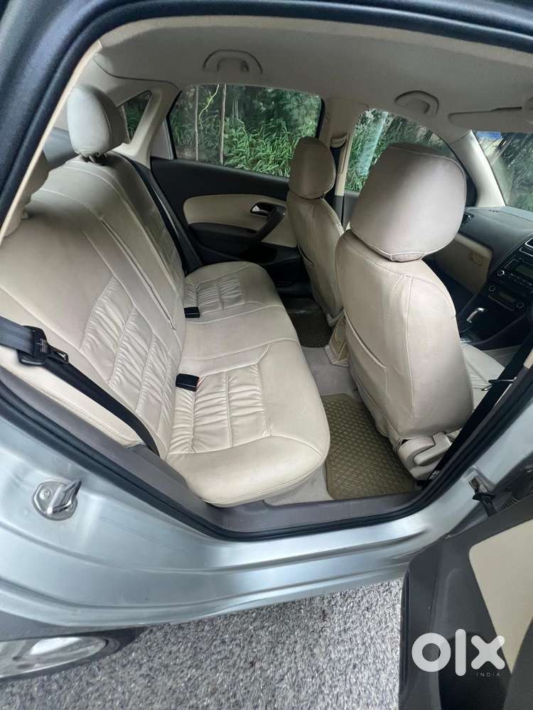 Volkswagen Vento 2010-2013 Petrol Highline, 2011, Petrol