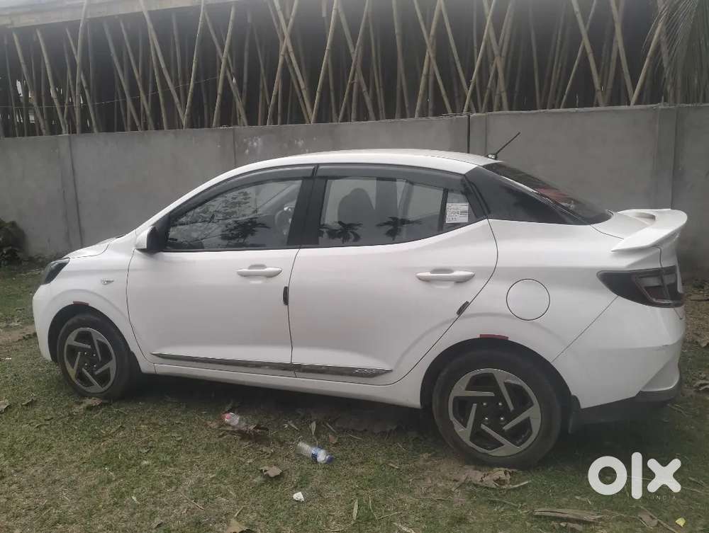 Hyundai Aura 2023 Petrol Well Maintained