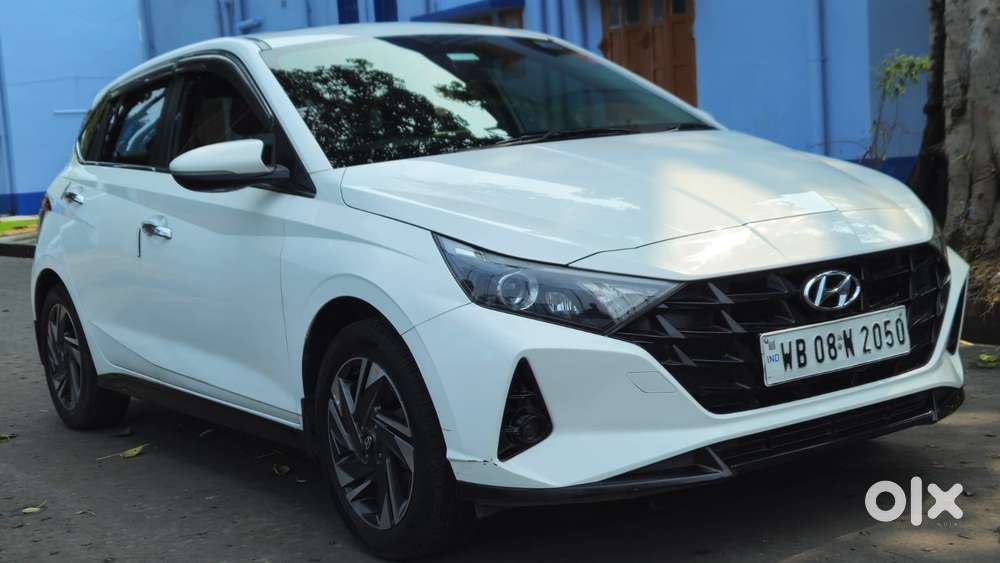 Hyundai I20 Asta (o) 1.2 Mt, 2022, Petrol