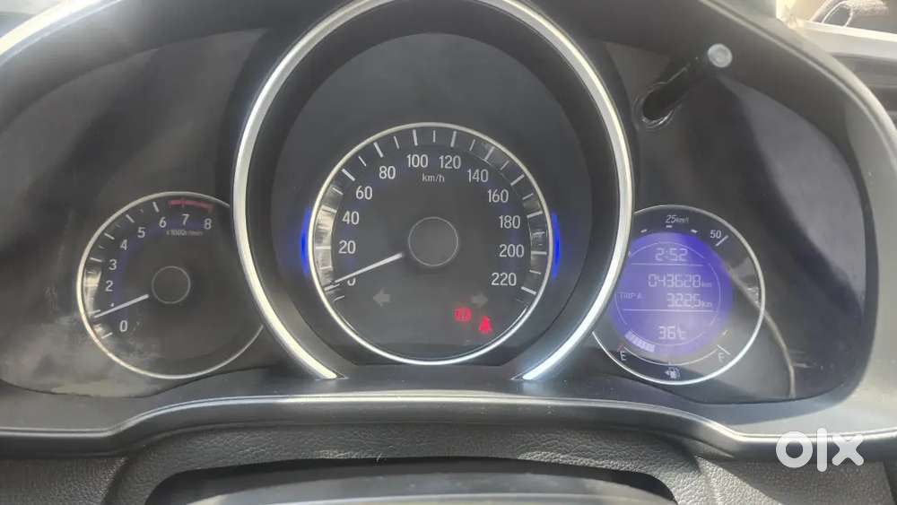 Honda Jazz Vx Petrol Manual Dec-2019 Odo-43600 Kms