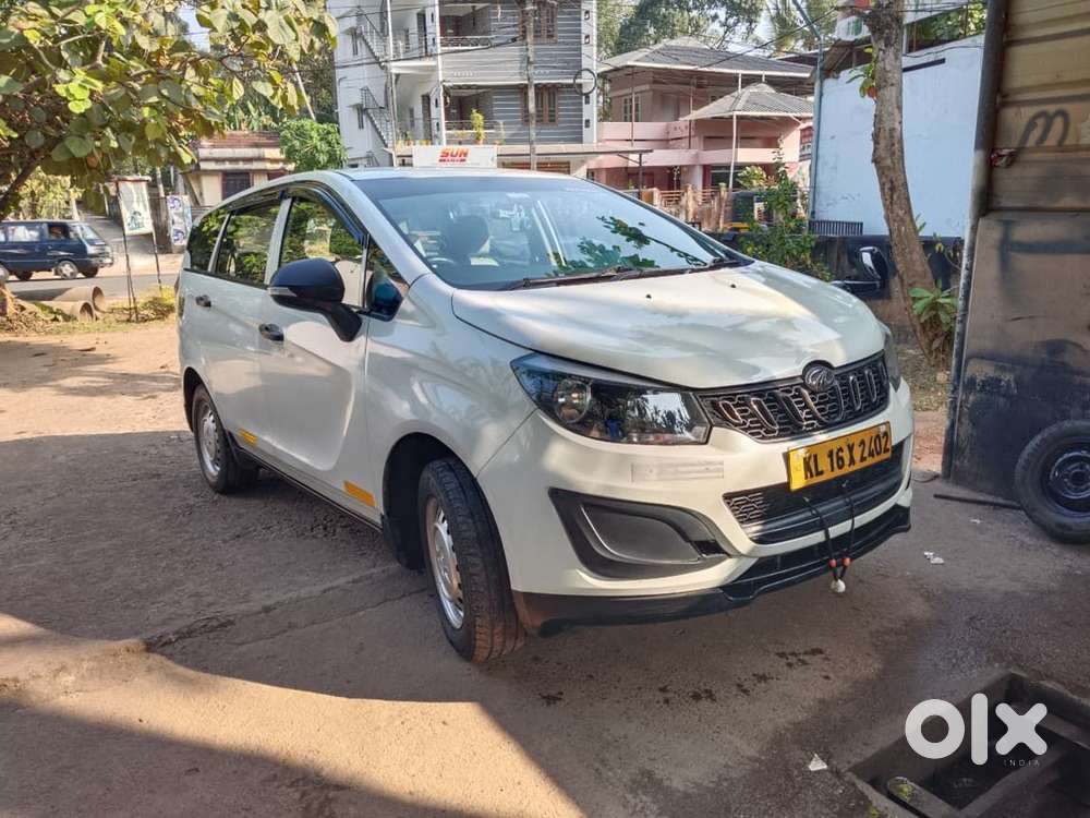 Mahindra Marazzo Diesel 2019
