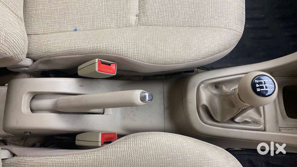 Maruti Suzuki Swift Dzire Vdi, 2016, Diesel