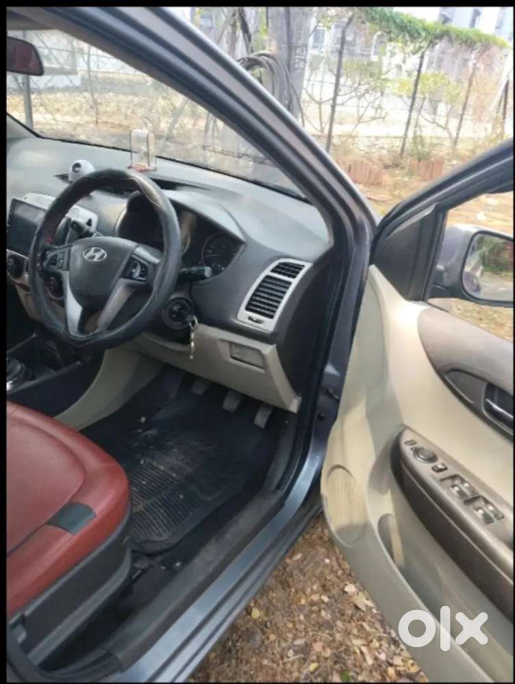 Hyundai I20 2010 Petrol Well Maintained