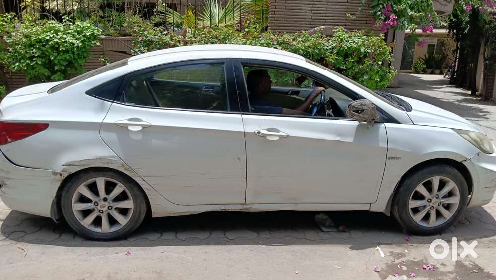 Hyundai Fluidic Verna 1.6 Vtvt Sx, 2012, Petrol