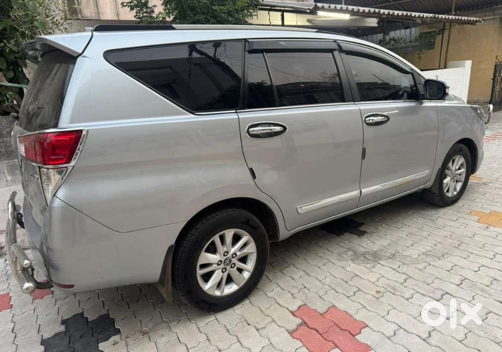Toyota Innova Crysta 2.4 V 8 Str, 2018, Diesel