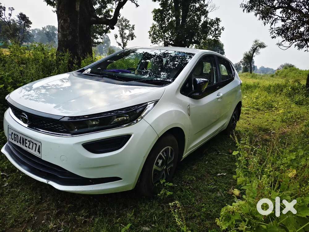 2021 Tata Altroz Petrol Manual - 68000 Km Driven