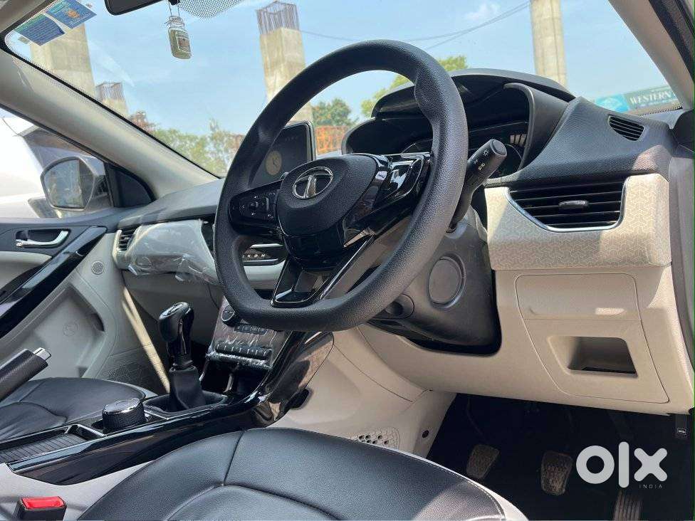 Tata Nexon 1.2 Revotron Xz Plus, 2023, Petrol