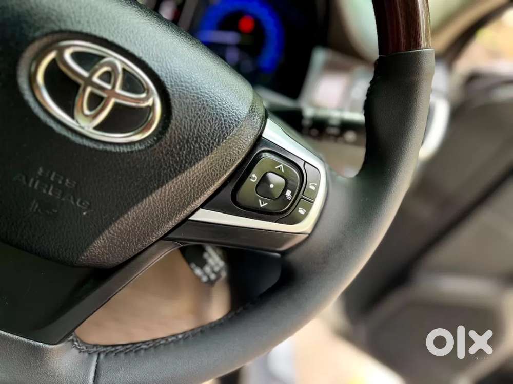 Toyota Camry Hybrid, 2018, Petrol
