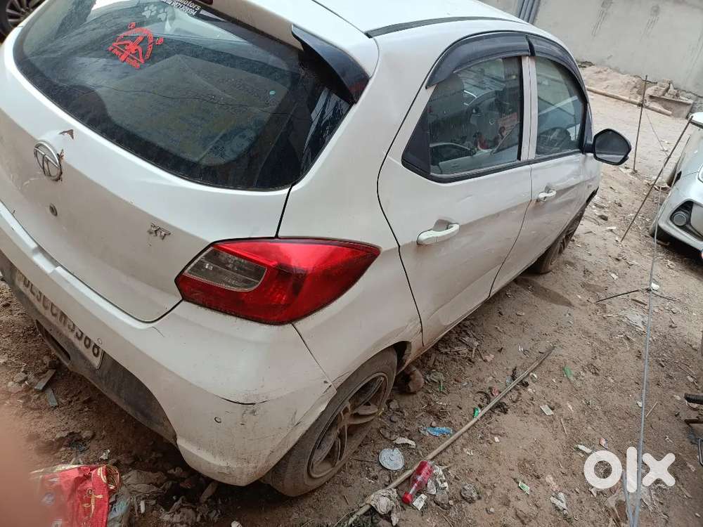 Urgently Selling Tata Tiago 2017 Model