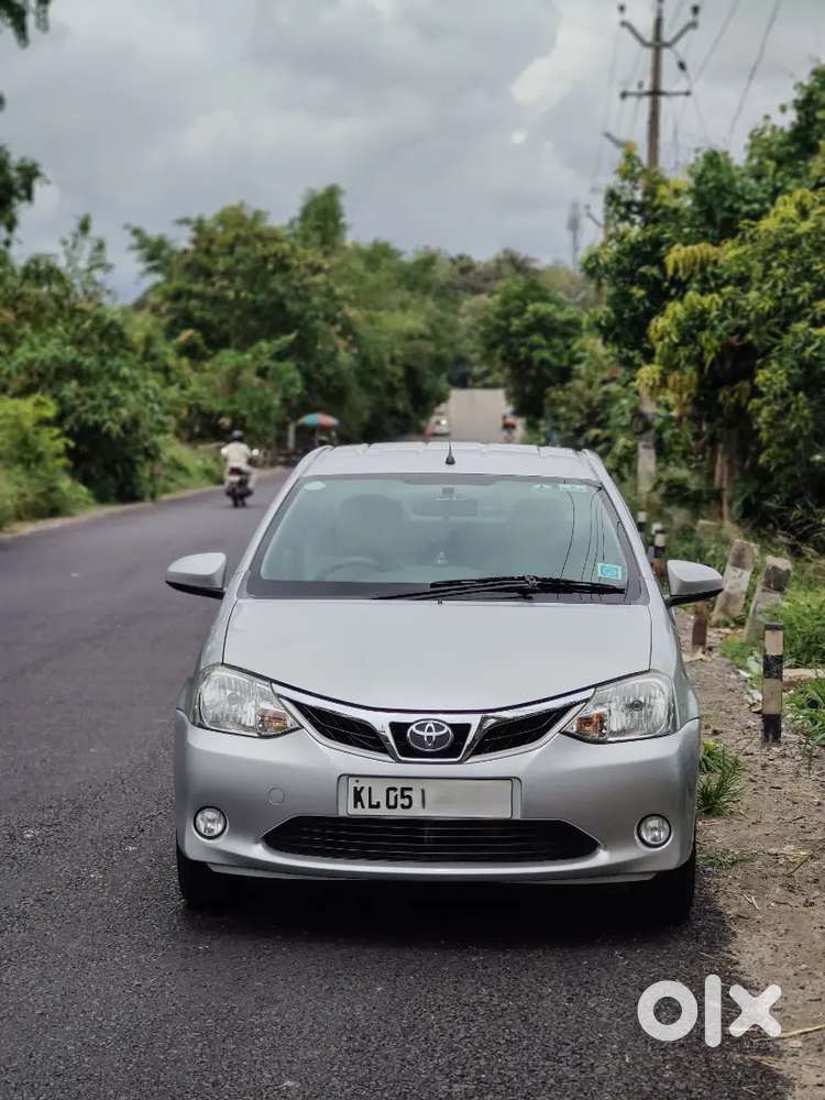 Toyota Etios 2015 Diesel 130000 Km Driven