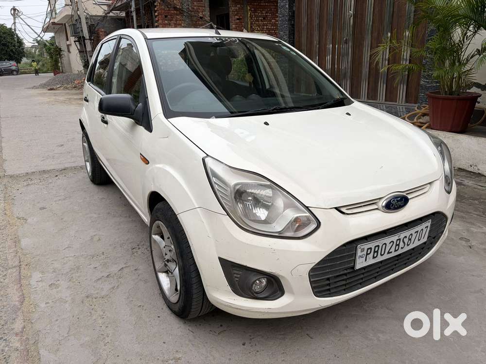 Ford Figo Petrol Celebration Edition, 2014, Petrol