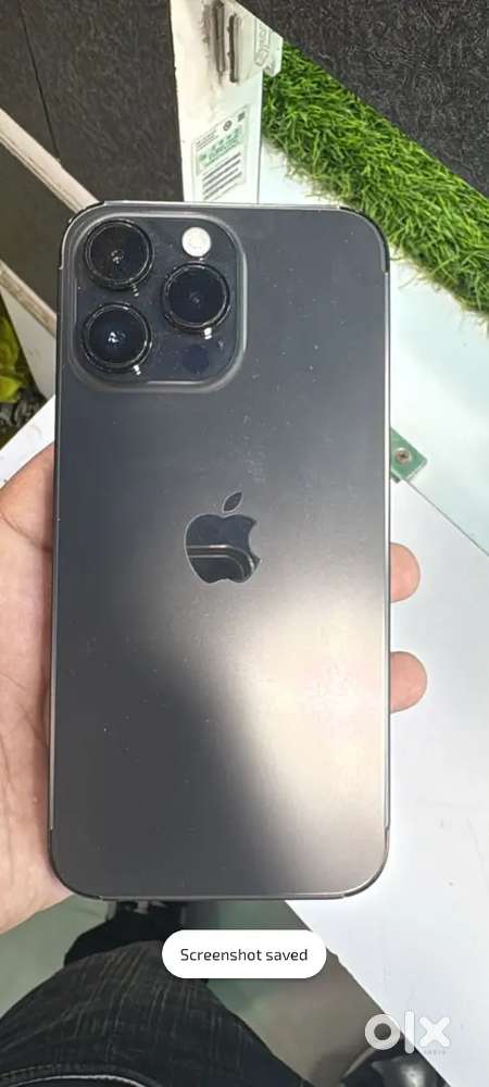 iPhone 14 Pro available hai