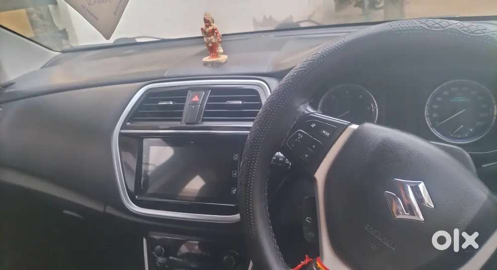 92000 Km  Driven Company Condition 
Insurance Running