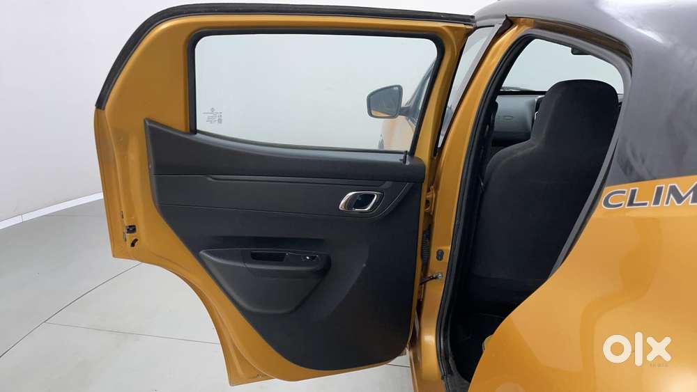 Renault Kwid 1.0 Climber (o) Dual Tone, 2022, Petrol