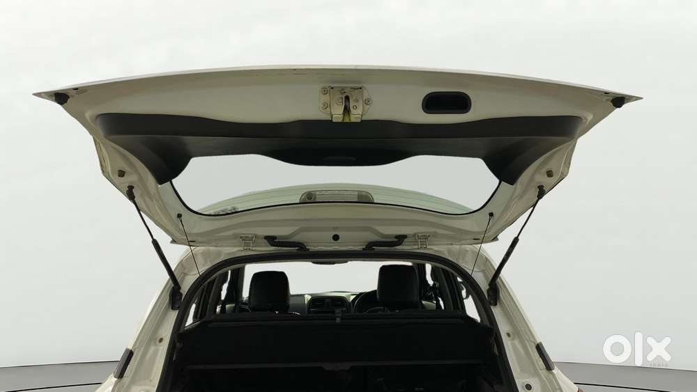 Maruti Suzuki Vitara Brezza 1.5 Zxi Plus At, 2021, Petrol