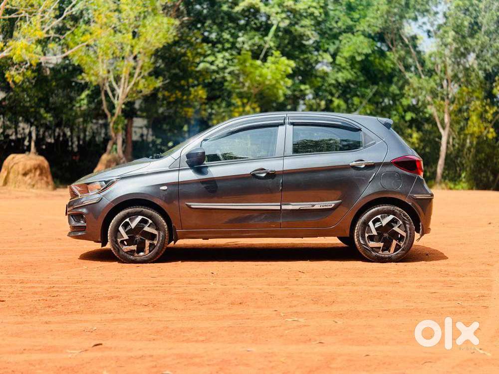 Tata Tiago 1.2 Revotron Xm, 2025, Petrol