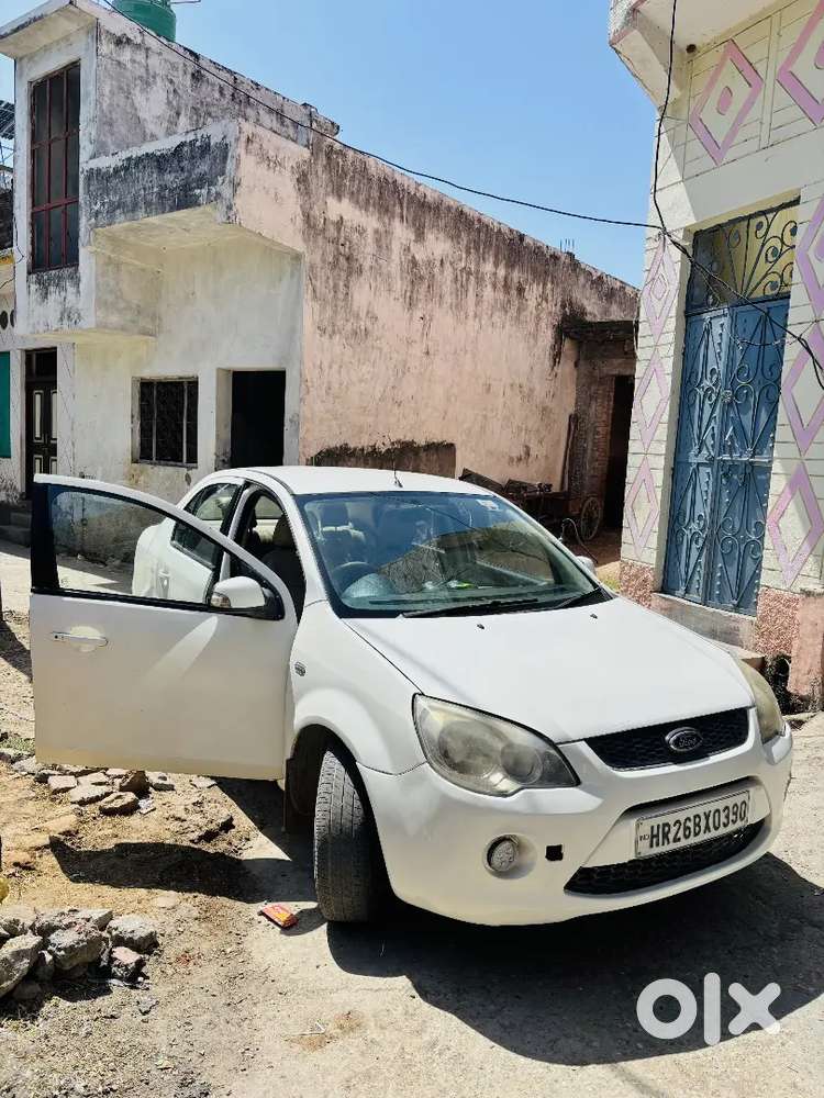 Ford Fiesta Good Condition,top Model ,full Automatic, Power Window,