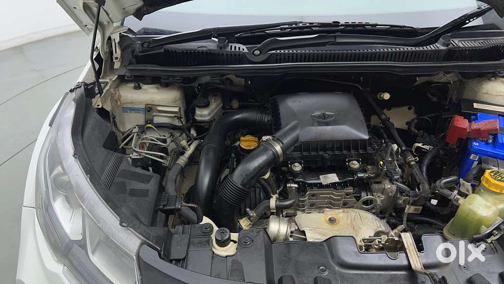 Tata Nexon Xz Plus (hs), 2022, Petrol