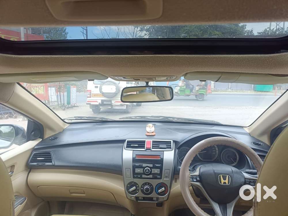 Honda City 1.5 V Mt Sunroof, 2013, Petrol