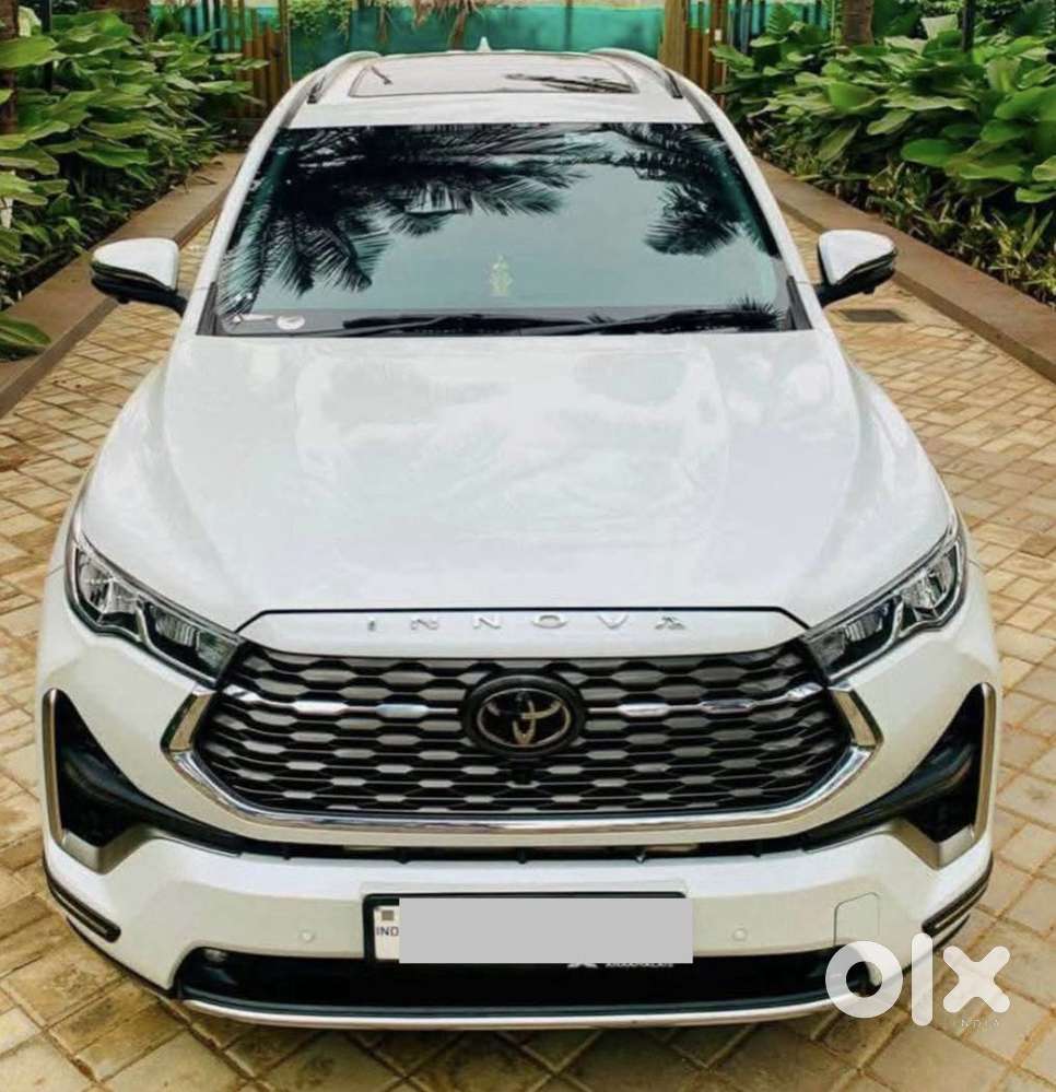 Toyota Innova Hycross 2.0 Zx (o) Hybrid 7 Str, 2026, Petrol