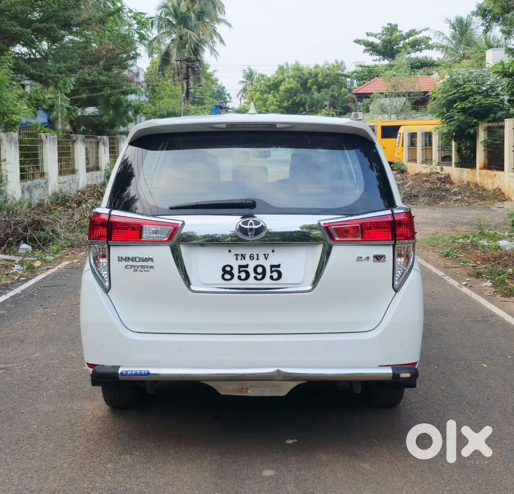 Toyota Innova Crysta [2020-ongoing] 2.4 Vx 8 Str, 2021, Diesel