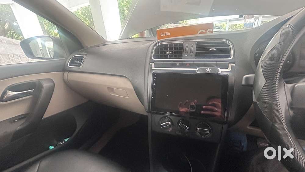 Volkswagen Polo 2011 Year