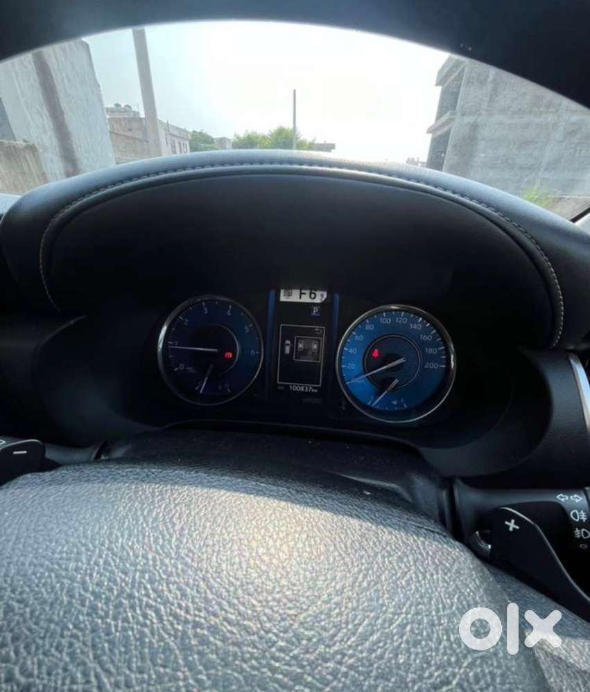 2022 Toyota Fortuner Diesel Automatic Km Driven