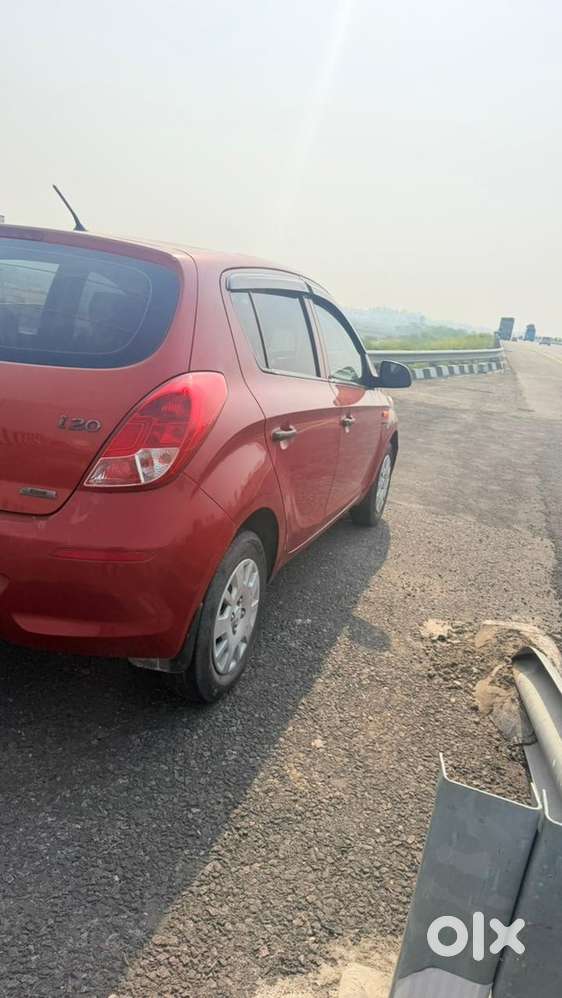 Hyundai I20 2013 Petrol Well Maintained
