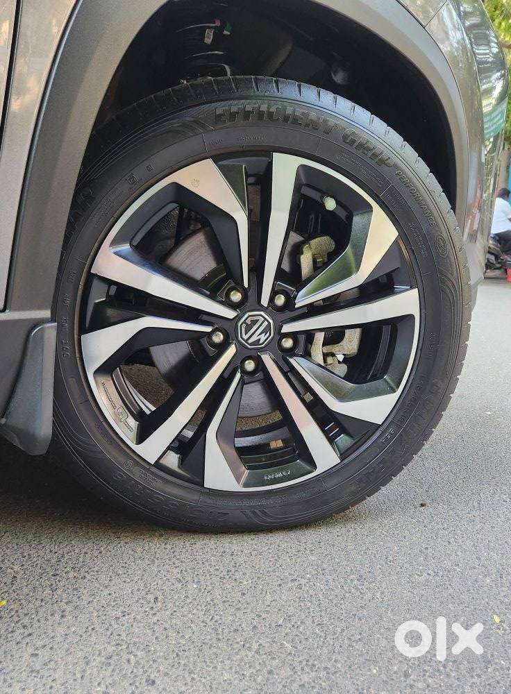 Mg Hector Sharp Pro 1.5 Turbo Cvt, 2025, Petrol
