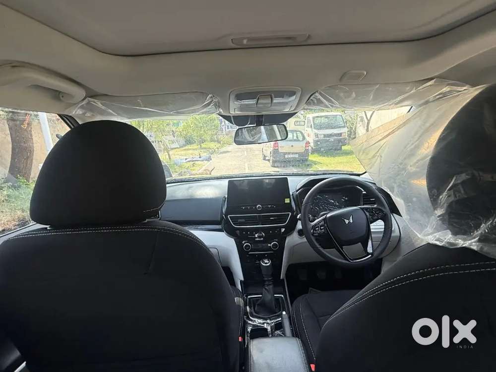 Mahindra Xuv 3xo 2025