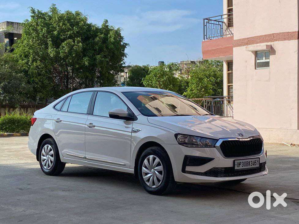 Skoda Slavia 1.0 Active Tsi, 2022, Petrol