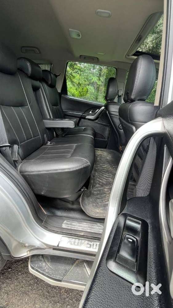 Mahindra Xuv500 W9 1.99, 2019, Diesel