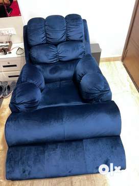 Recliner Buy Sell Used Sofa Dining in Delhi OLX