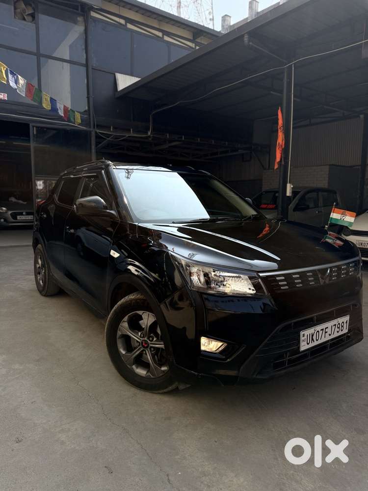 Mahindra Xuv300 W6, 2023, Petrol