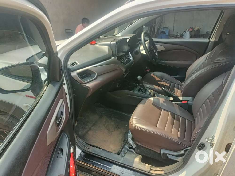 White Colour Fronx Good Condition For Sell