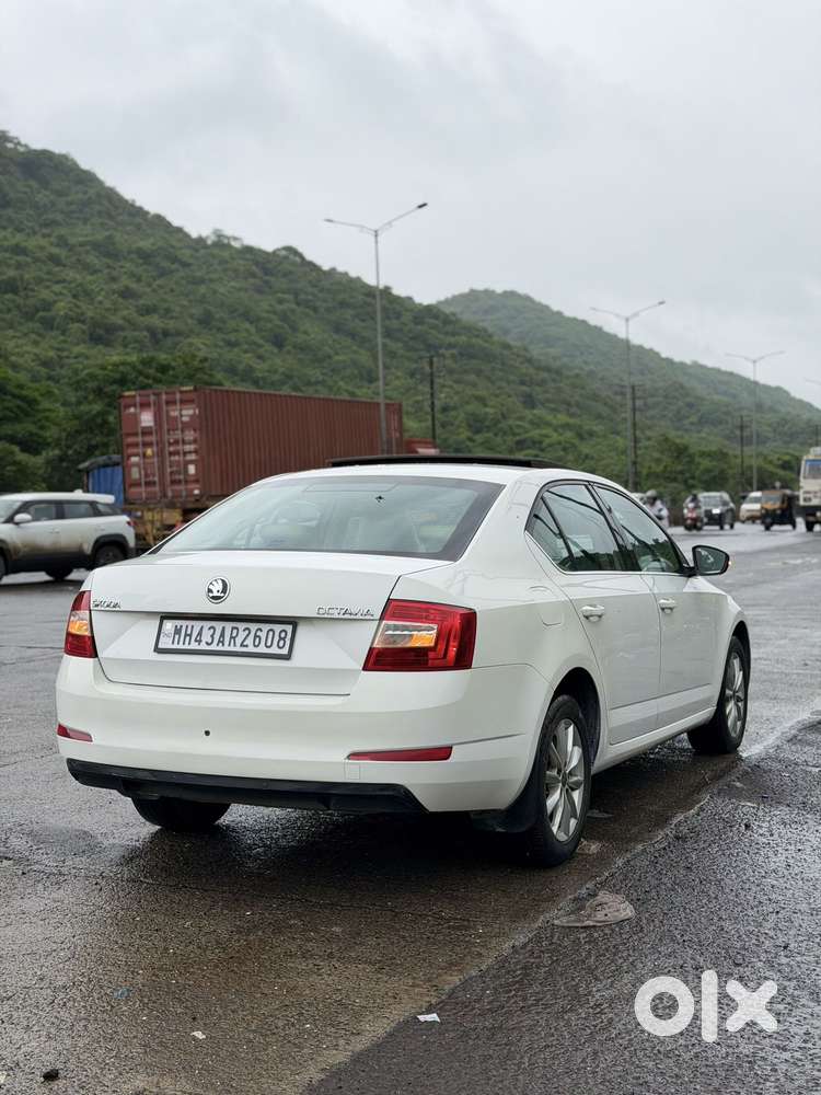Skoda Octavia Elegance 2.0 Tdi At, 2014, Diesel