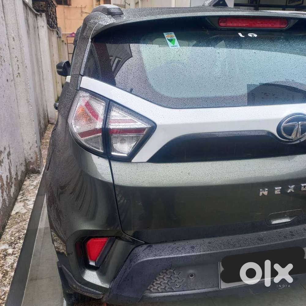 Tata Nexon(xms) - 2021 , Foliage Green/manual/sunroof