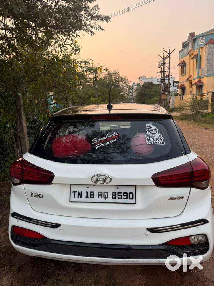 Hyundai New I20 2018 Diesel 120000 Km Driven